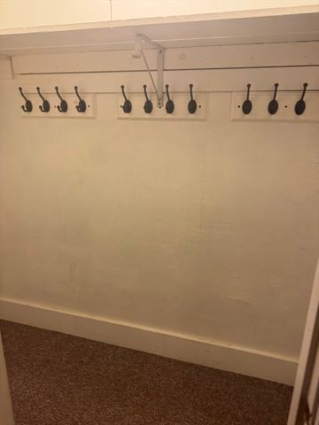 9 Bradford St 2, Taunton, MA 02780