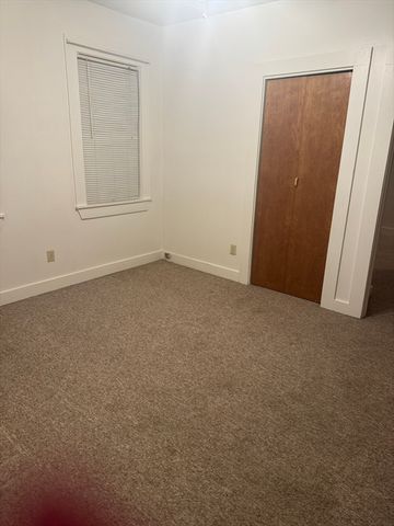 9 Bradford St 2, Taunton, MA 02780