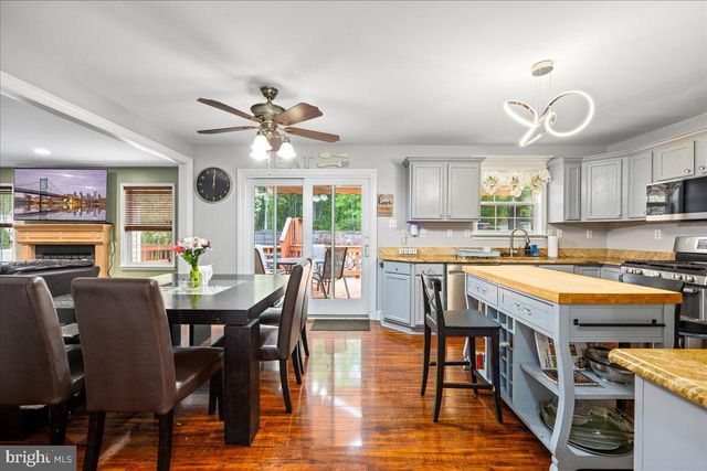 79 ANNAPOLIS DR, Sicklerville, NJ 08081