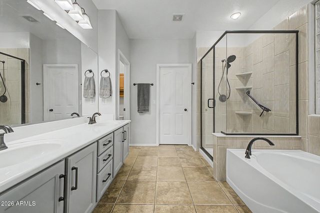 6492 S VIEW Lane, Gilbert, AZ 85298