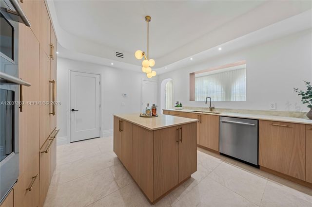 178 NE 45th Street house, Miami, FL 33137