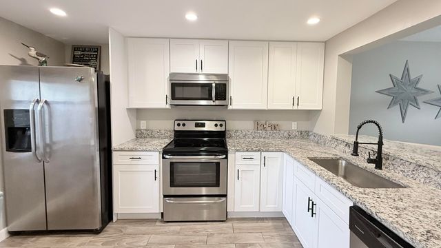 7370 S Ocean Drive 115, Jensen Beach, FL 34957