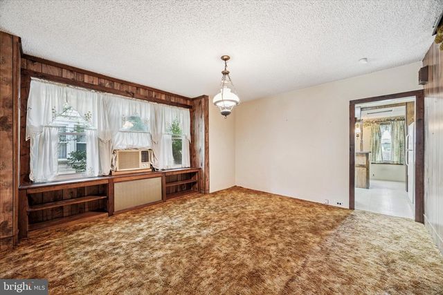 326 POWELL RD, Springfield, PA 19064