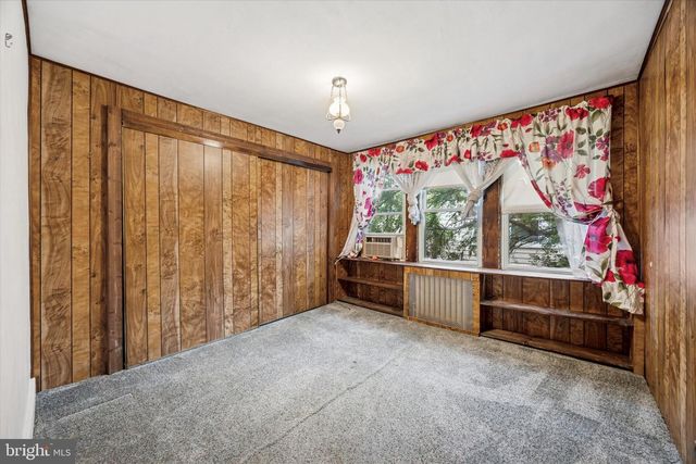 326 POWELL RD, Springfield, PA 19064