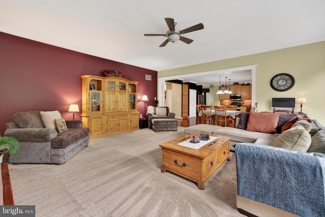 749 RUSTLING LEAF CT, Eldersburg, MD 21784