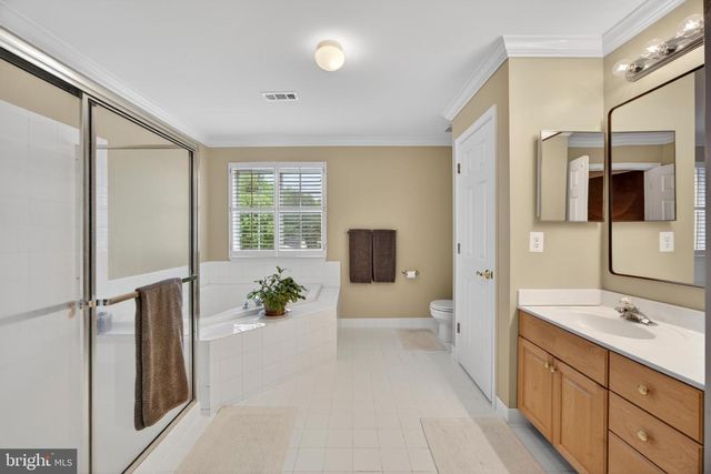749 RUSTLING LEAF CT, Eldersburg, MD 21784