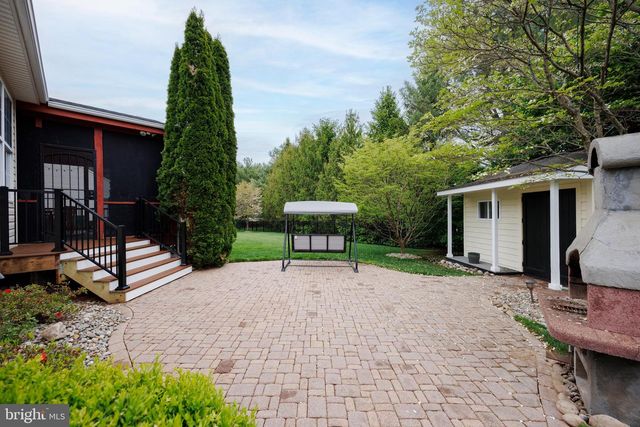 749 RUSTLING LEAF CT, Eldersburg, MD 21784