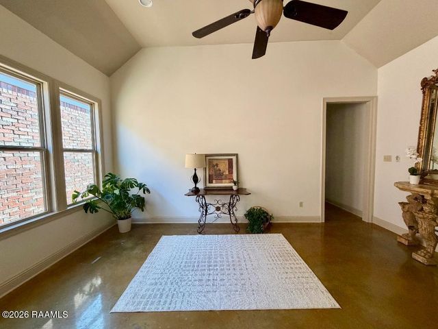 141 Treasure Cove, Lafayette, LA 70508