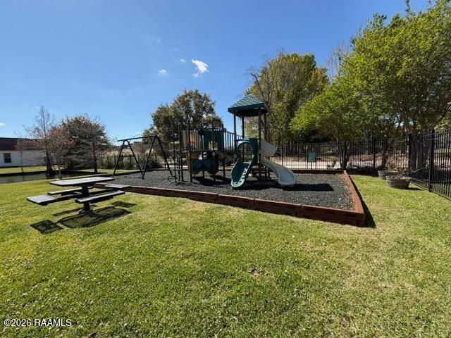 141 Treasure Cove, Lafayette, LA 70508