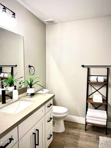 15050 N THOMPSON PEAK Parkway 1032, Scottsdale, AZ 85260