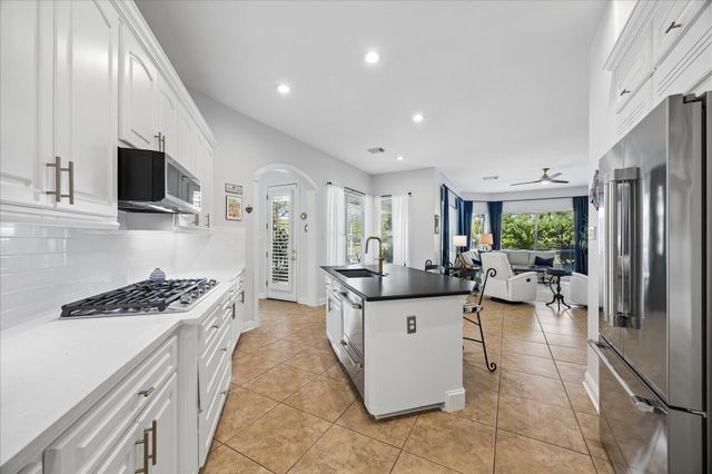 2110 Wild Dunes Circle, Katy, TX 77450