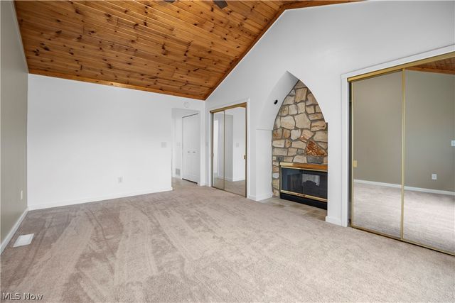 4559 Oakhill Boulevard, Amherst, OH 44053