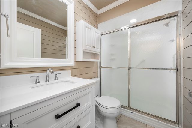 4559 Oakhill Boulevard, Amherst, OH 44053