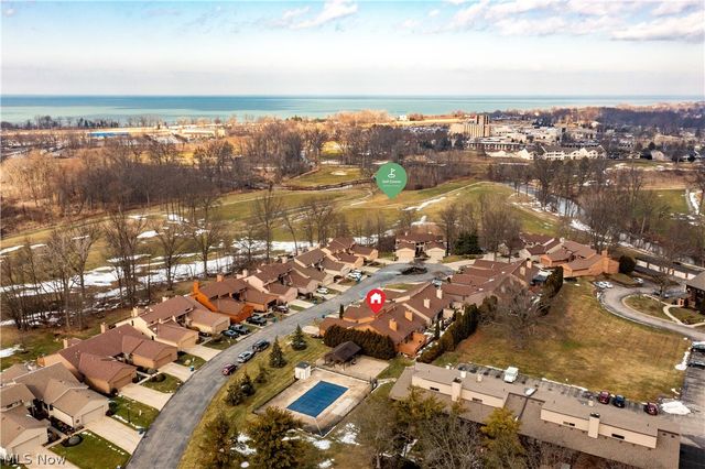 4559 Oakhill Boulevard, Amherst, OH 44053