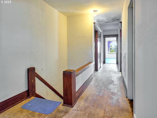 955 BRYAN St, Woodburn, OR 97071