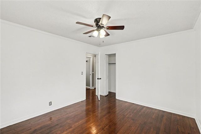 3221 S Crysler Avenue, Independence, MO 64055