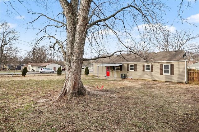 3221 S Crysler Avenue, Independence, MO 64055