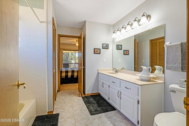 825 Clear Lake Drive, Port Orange, FL 32127