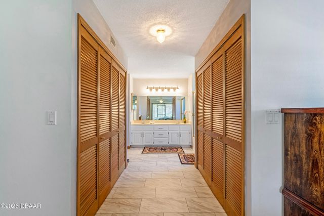 825 Clear Lake Drive, Port Orange, FL 32127