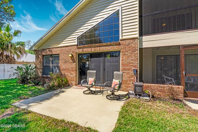 825 Clear Lake Drive, Port Orange, FL 32127