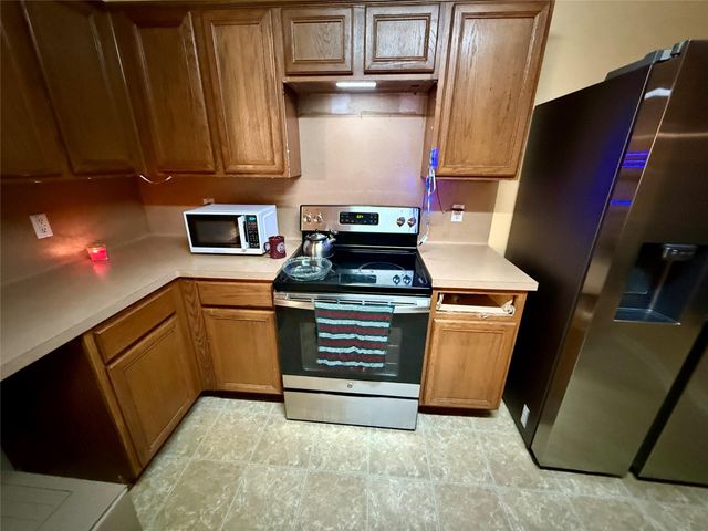 1022 Sycamore Ridge Lane, Houston, TX 77073