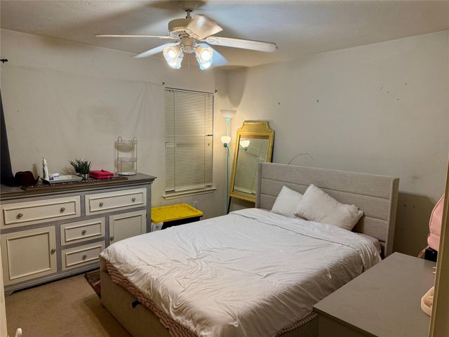 1022 Sycamore Ridge Lane, Houston, TX 77073