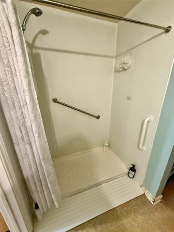 1022 Sycamore Ridge Lane, Houston, TX 77073