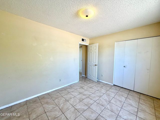 317 BRIGHT WATER Lane, El Paso, TX 79912