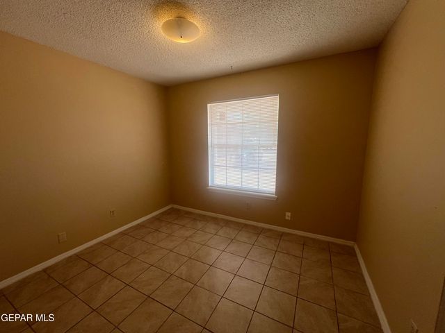 317 BRIGHT WATER Lane, El Paso, TX 79912
