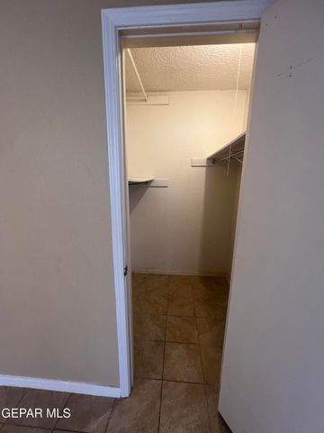 317 BRIGHT WATER Lane, El Paso, TX 79912