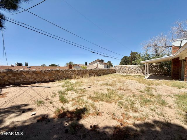 317 BRIGHT WATER Lane, El Paso, TX 79912