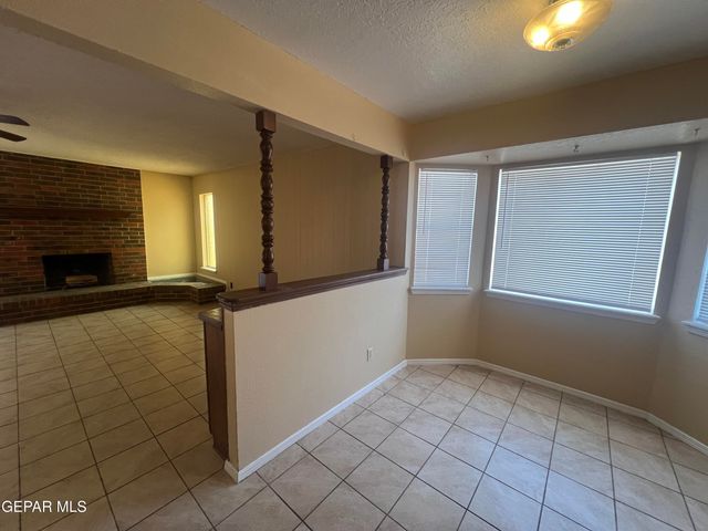 317 BRIGHT WATER Lane, El Paso, TX 79912