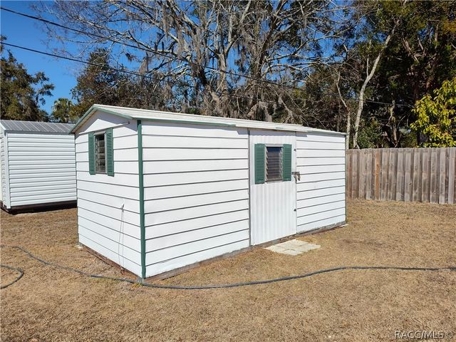 50 Risher Avenue, Inglis, FL 34449