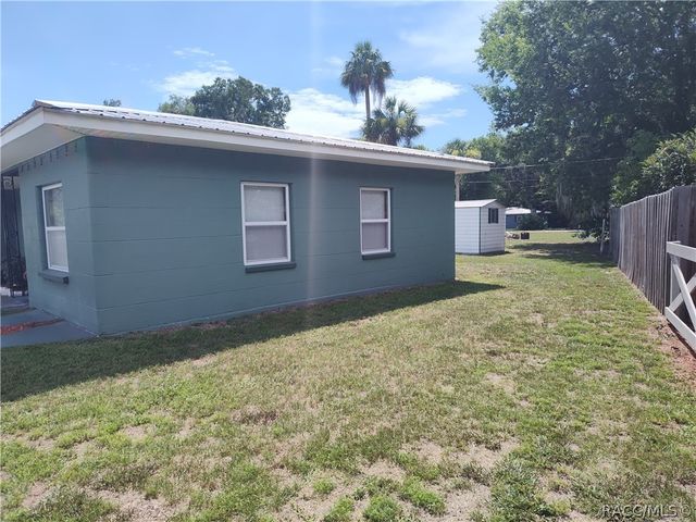 50 Risher Avenue, Inglis, FL 34449