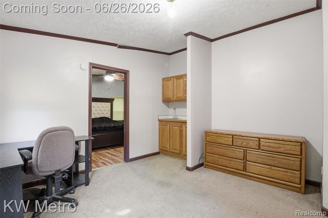 22733 Sumpter Rd Road, Belleville, MI 48111