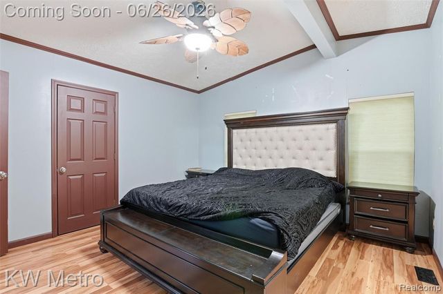 22733 Sumpter Rd Road, Belleville, MI 48111