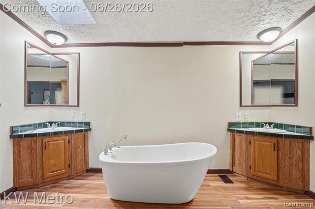 22733 Sumpter Rd Road, Belleville, MI 48111