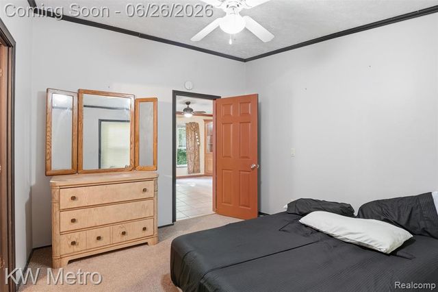 22733 Sumpter Rd Road, Belleville, MI 48111