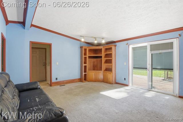 22733 Sumpter Rd Road, Belleville, MI 48111