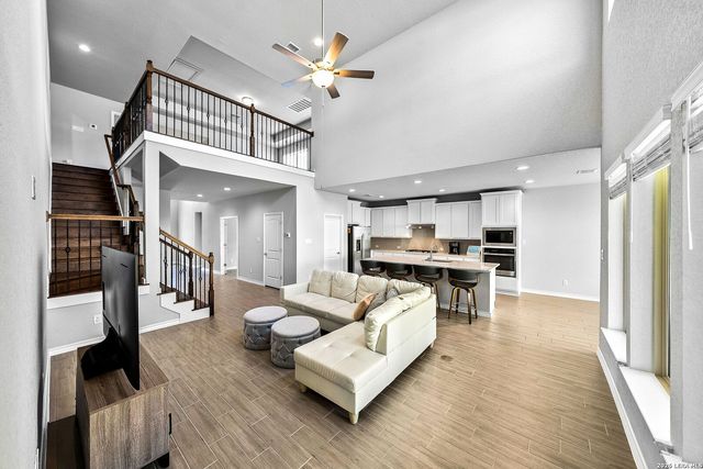 25023 Las Pilas, San Antonio, TX 78261