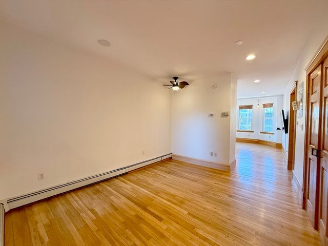 148 Berkshire St 4, Cambridge, MA 02141