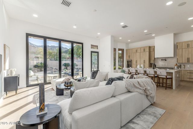 11917 E MARIPOSA GRANDE Drive, Scottsdale, AZ 85255