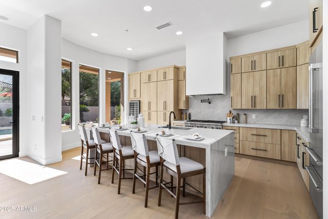 11917 E MARIPOSA GRANDE Drive, Scottsdale, AZ 85255