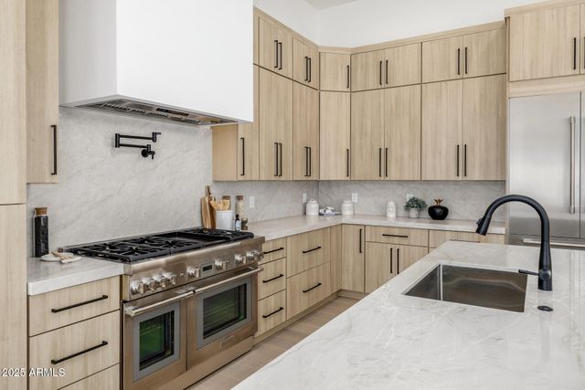 11917 E MARIPOSA GRANDE Drive, Scottsdale, AZ 85255