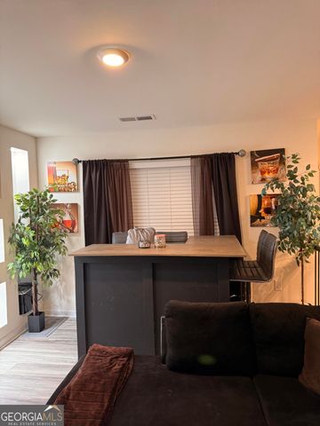 812 Graeme Drive, Mcdonough, GA 30252