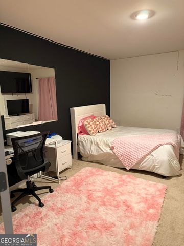 812 Graeme Drive, Mcdonough, GA 30252