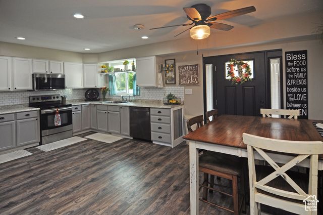 2857 W 2250 N, Clinton, UT 84015