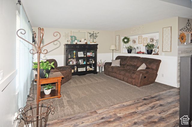 2857 W 2250 N, Clinton, UT 84015