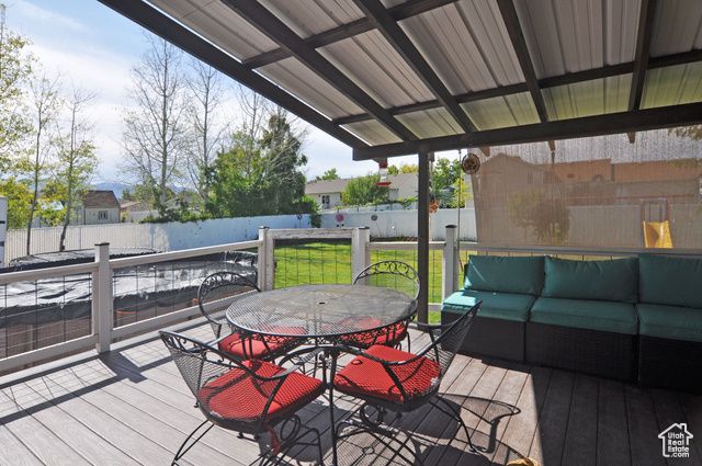 2857 W 2250 N, Clinton, UT 84015