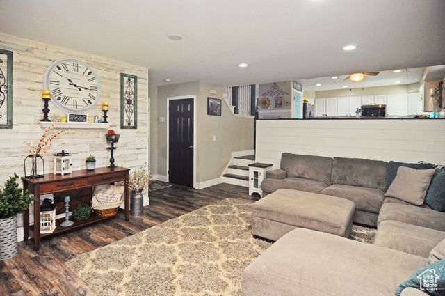 2857 W 2250 N, Clinton, UT 84015